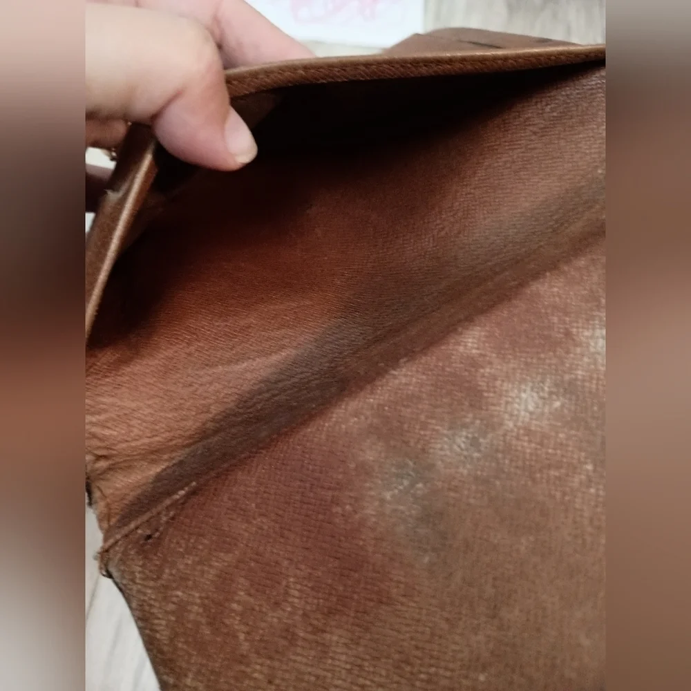 Louis Vuitton Monogram Sarah Long Trifold Wallet